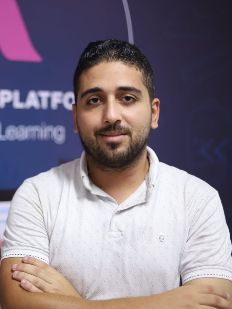 أ.أحمد علاء الكرنز